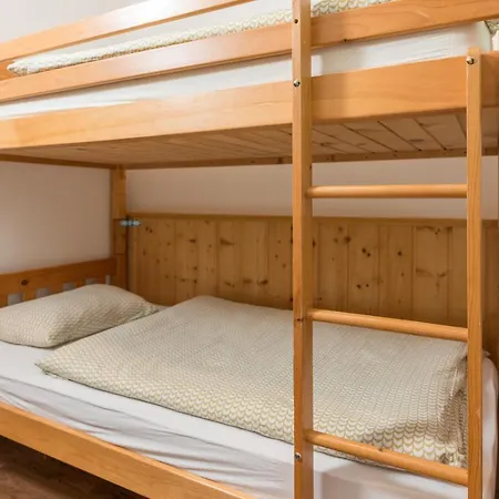 House Destina - *